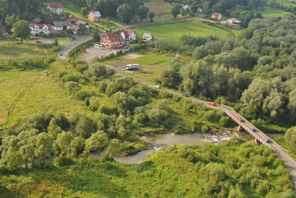 Noclegi Pod Bukowina Myczkowce Exterior foto